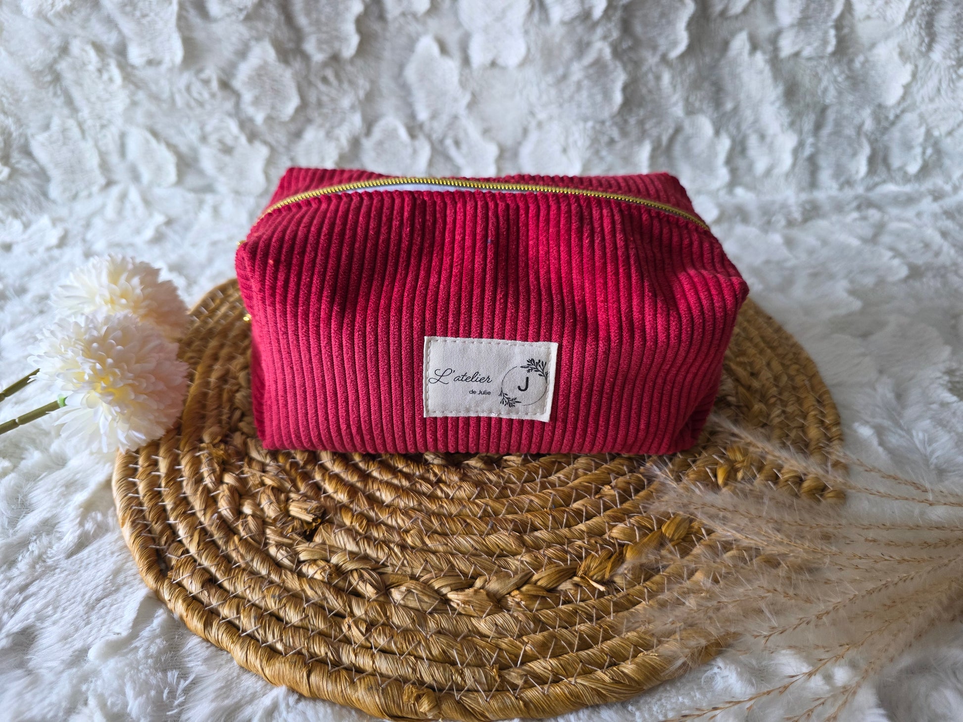 Trousse carrée (taille moyenne) - en stock