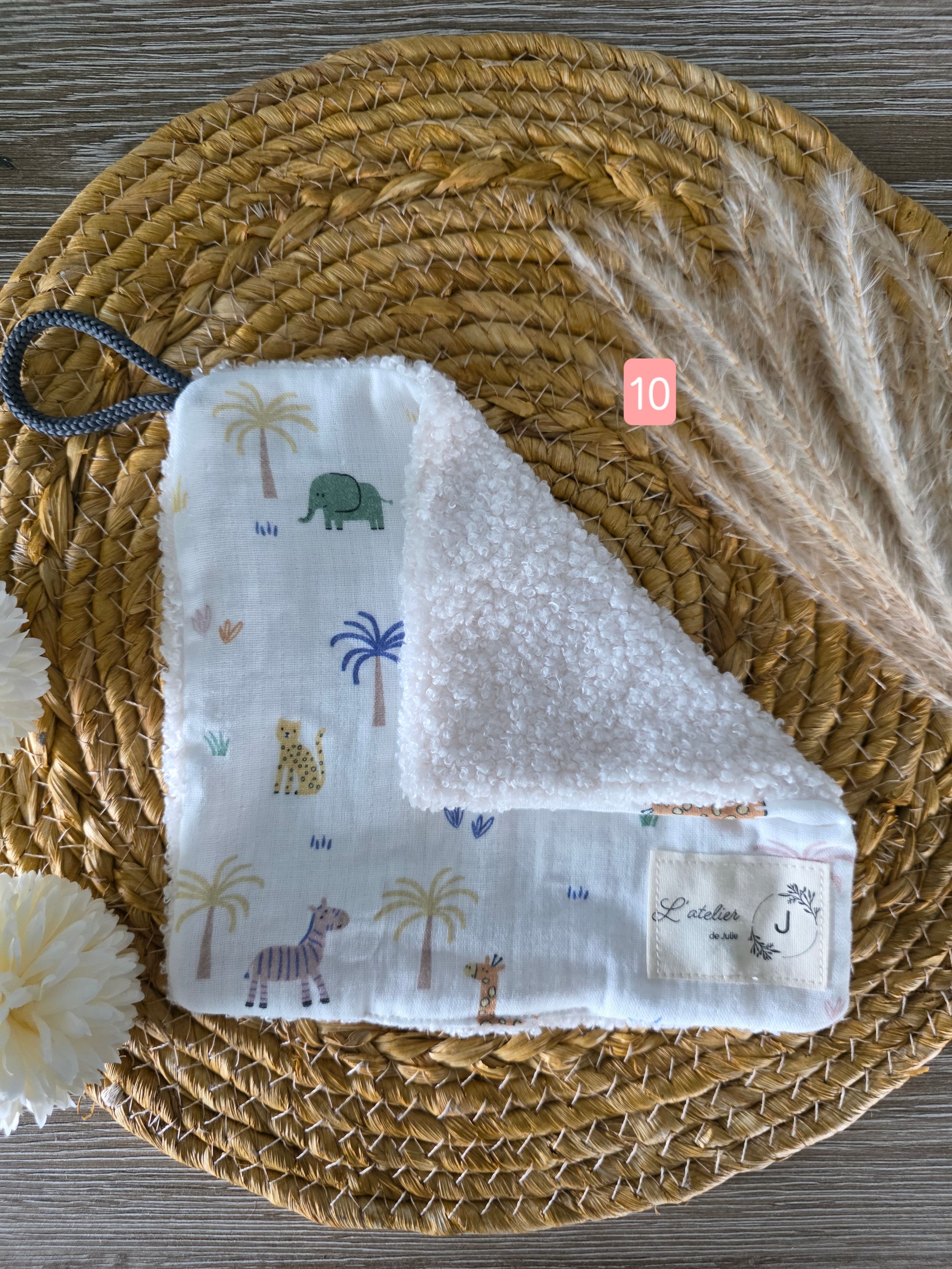 Doudou carré - en stock