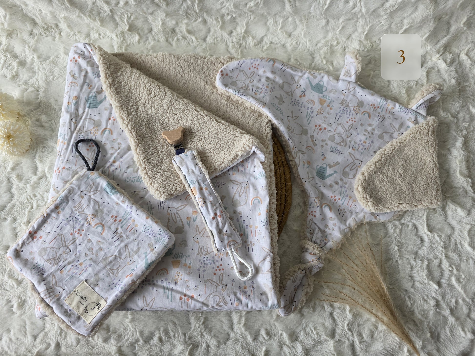 Ensembles pour bébés et enfants - en stock