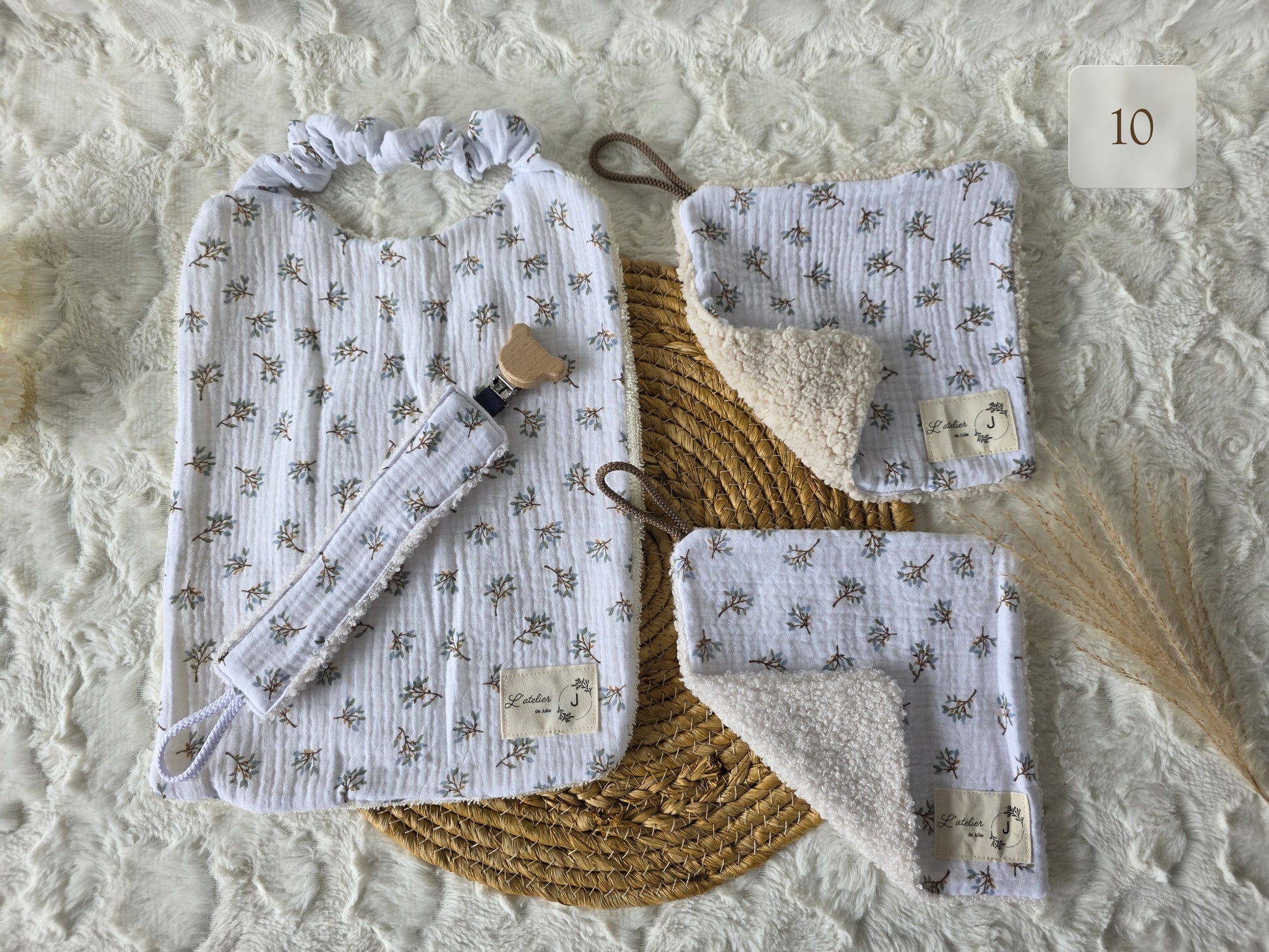 Ensembles pour bébés et enfants - en stock