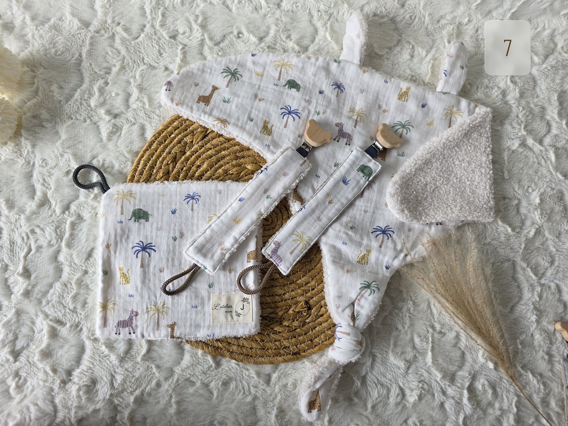 Ensembles pour bébés et enfants - en stock