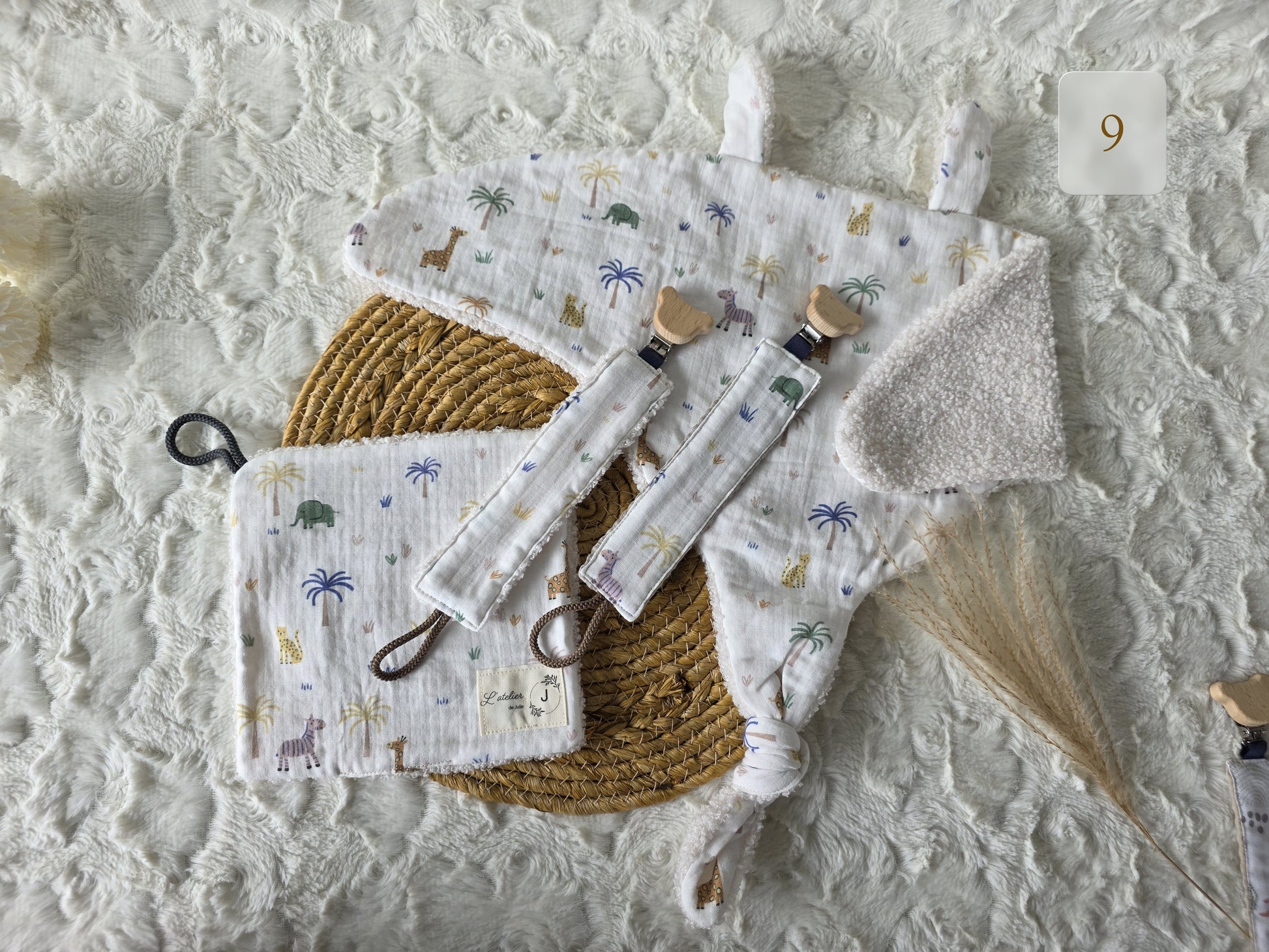 Ensembles pour bébés et enfants - en stock