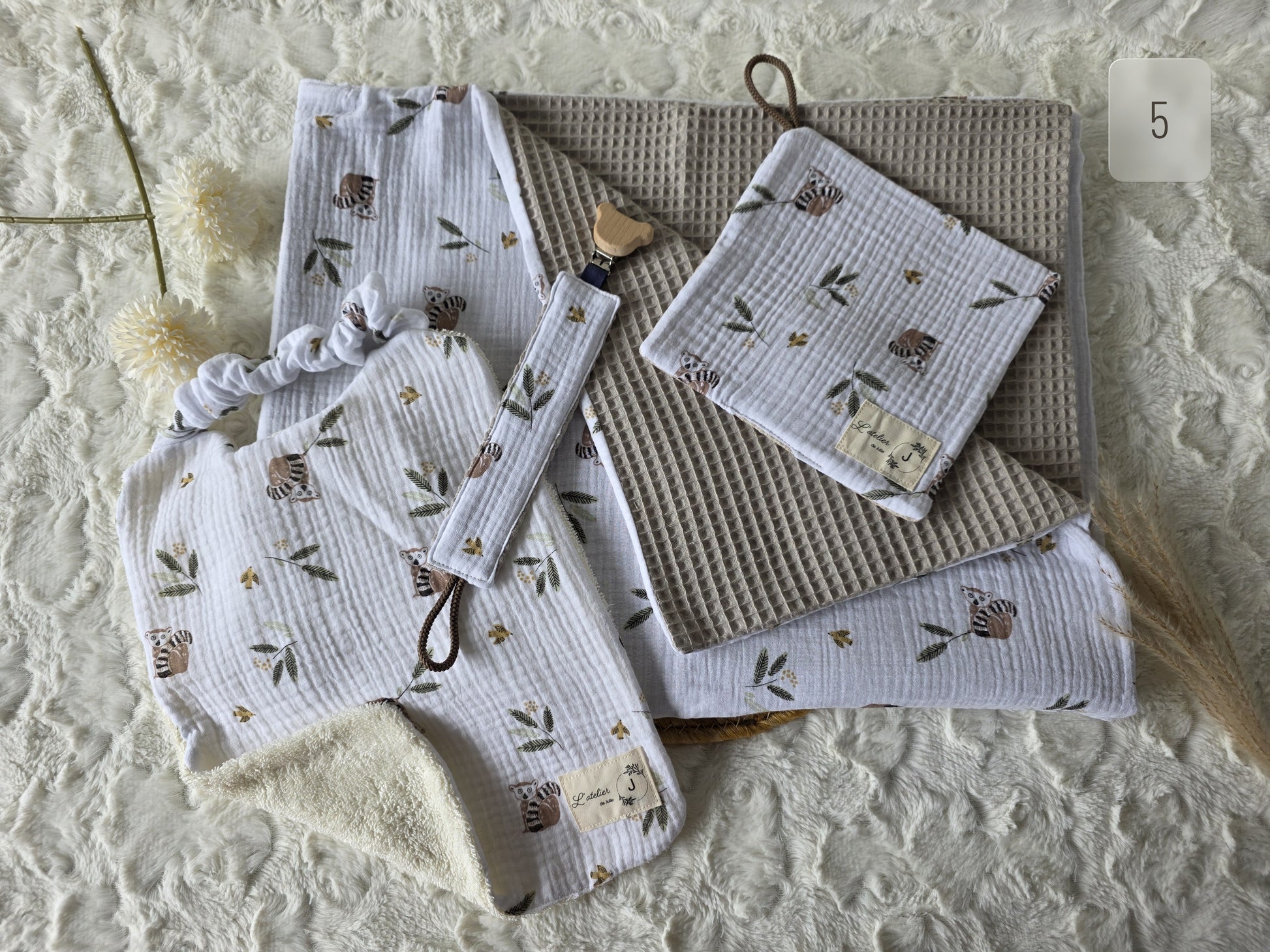 Ensembles pour bébés et enfants - en stock