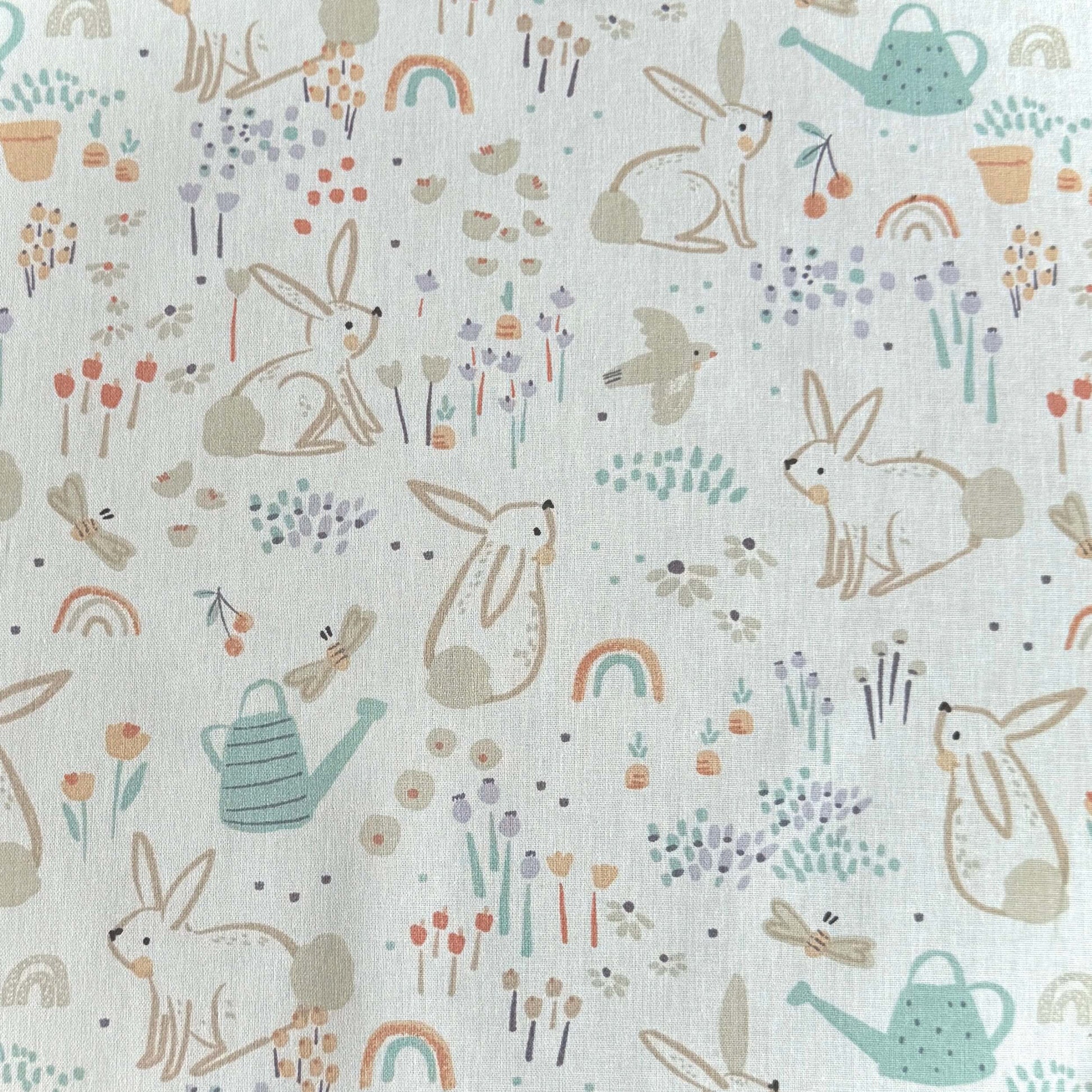 Bavoirs élastiqués