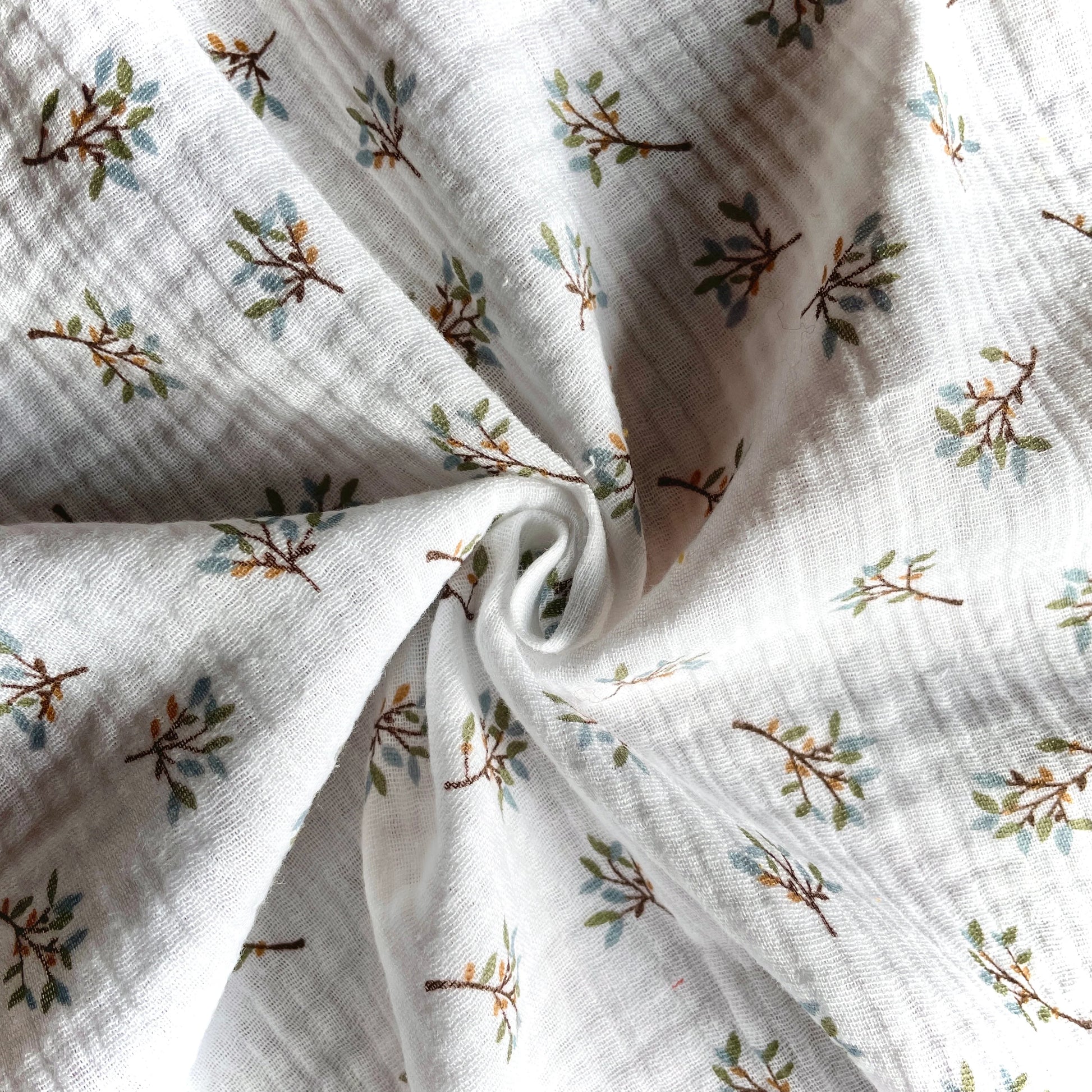 Bavoirs élastiqués